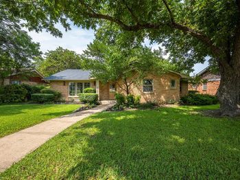 8925  Forest Cliff Drive 