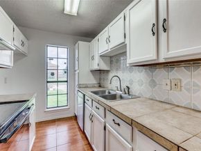 2917  Tanglewood Drive , Lancaster Texas 75134