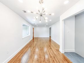 932  Treasure Road , Garland Texas 75041