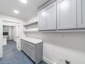 932  Treasure Road , Garland Texas 75041