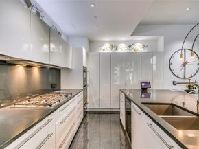 1918  Olive Street  202, Dallas Texas 75201