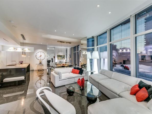 1918  Olive Street  202, Dallas Texas 75201