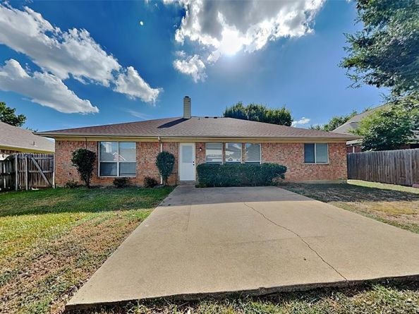 6321  Pierce Arrow Drive , Arlington Texas 76001