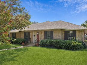 1409  Navaho Trail , Richardson Texas 75080
