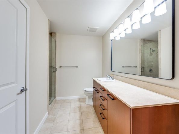 1200  Main Street  804, Dallas Texas 75202