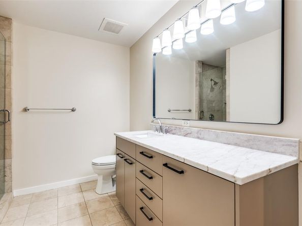 1200  Main Street  804, Dallas Texas 75202