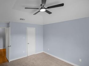 400  Kalmia Drive , Arlington Texas 76018