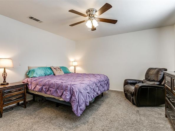 1917  Maxwell Drive , Lewisville Texas 75077