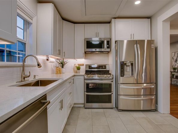 1406  Wilbur Street , Dallas Texas 75224