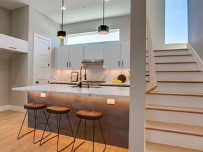 2214  Annex Avenue  105, Dallas Texas 75204