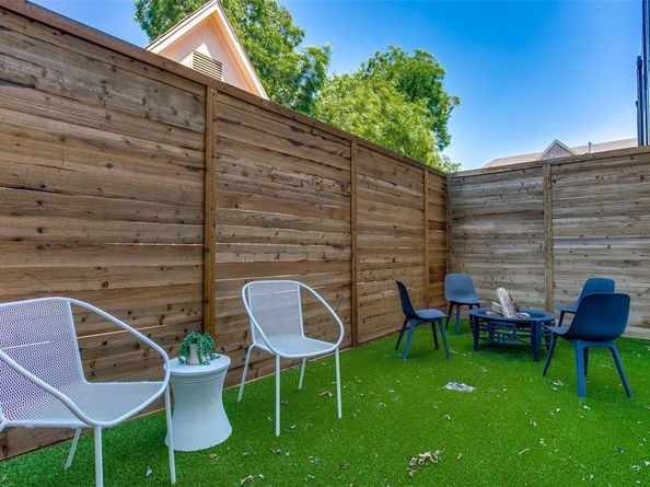 2214  Annex Avenue  105, Dallas Texas 75204
