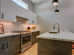 2214  Annex Avenue  105, Dallas Texas 75204