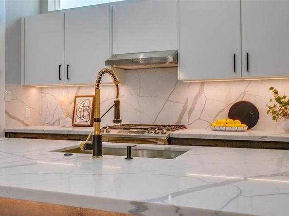 2214  Annex Avenue  105, Dallas Texas 75204