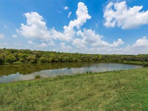 1437  Mission Hills Lane , Dallas Texas 75217
