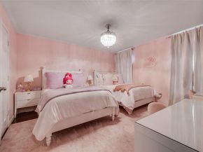 1437  Mission Hills Lane , Dallas Texas 75217