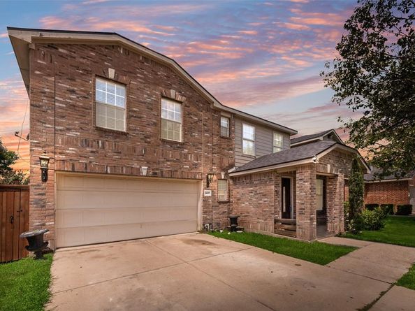 1437  Mission Hills Lane , Dallas Texas 75217