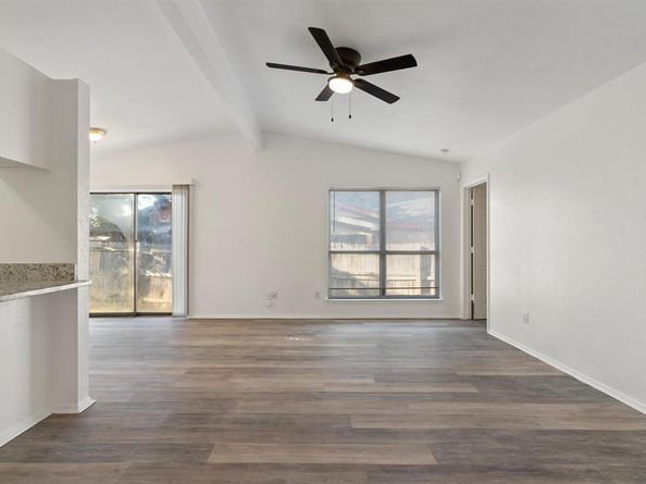 1463  Brook Meadow Circle  B, Lancaster Texas 75134
