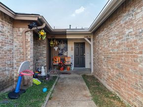 1463  Brook Meadow Circle  B, Lancaster Texas 75134