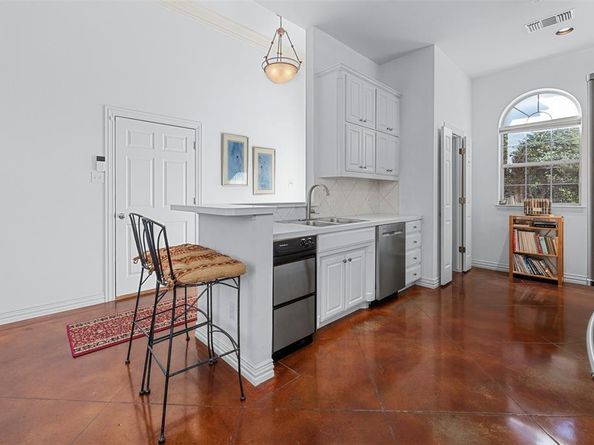 5065  Pershing Avenue , Fort Worth Texas 76107