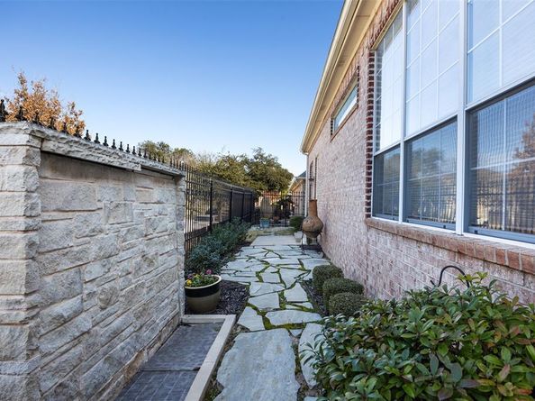 5065  Pershing Avenue , Fort Worth Texas 76107