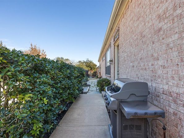 5065  Pershing Avenue , Fort Worth Texas 76107