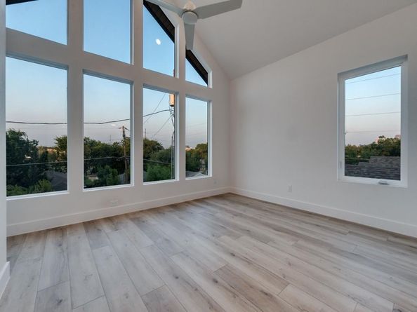 4515  Afton Street , Dallas Texas 75219