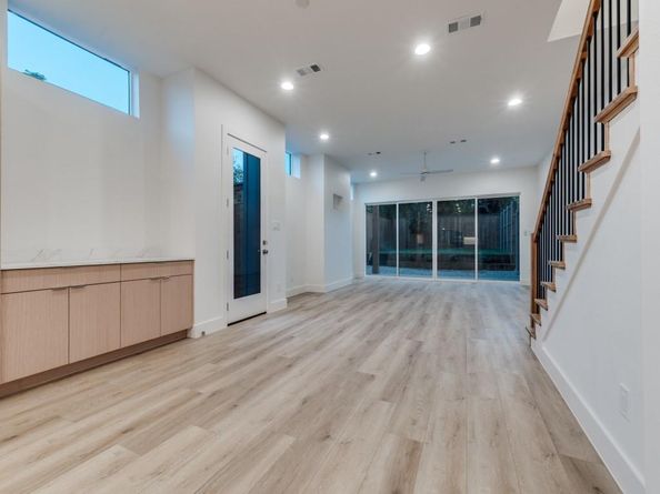 4515  Afton Street , Dallas Texas 75219