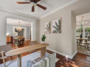318 S Edgefield Avenue , Dallas Texas 75208