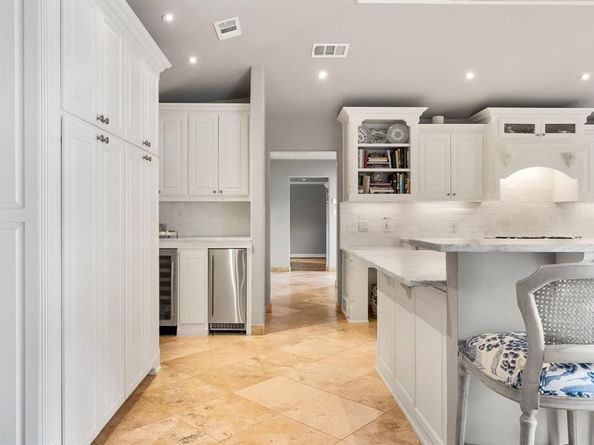 7239  Elmridge Drive , Dallas Texas 75240