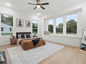 600  Peggs Street , DeSoto Texas 75115