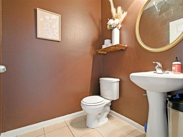 1100  Port Way , Crowley Texas 76036