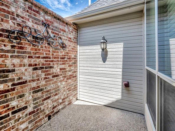 704 E Hill Street , Keller Texas 76248