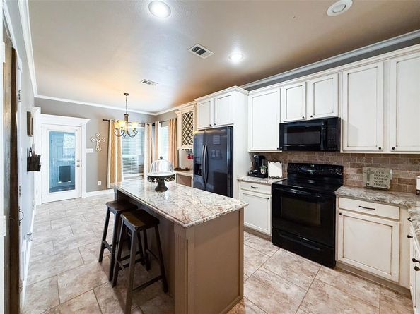 1461  Bristol Lane , Providence Village Texas 76227