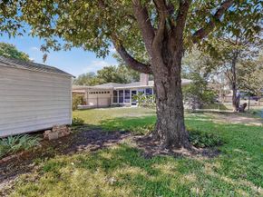 730  Donlee Road , Lancaster Texas 75134
