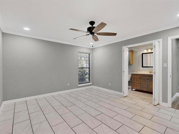 730  Donlee Road , Lancaster Texas 75134