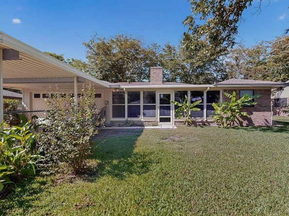730  Donlee Road , Lancaster Texas 75134