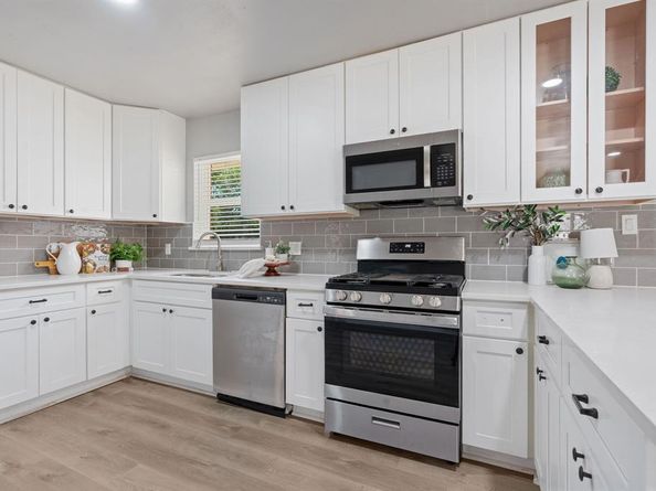 713  Nottingham Drive , Richardson Texas 75080