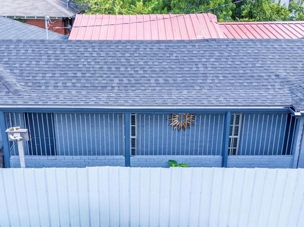 2506  Vaughn Boulevard , Fort Worth Texas 76105