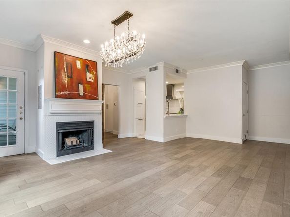 4034  Rawlins Street  104, Dallas Texas 75219