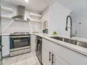 4034  Rawlins Street  104, Dallas Texas 75219