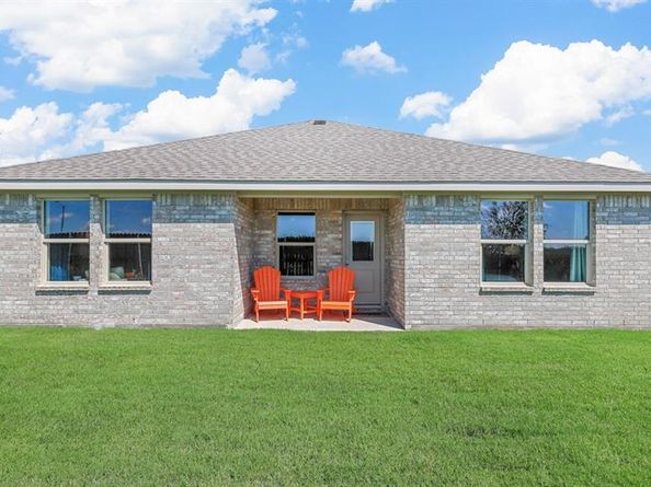 1753  GILLENS Avenue , Fort Worth Texas 76140