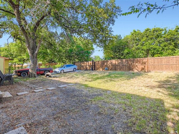 4125  Fortune Lane , Dallas Texas 75216