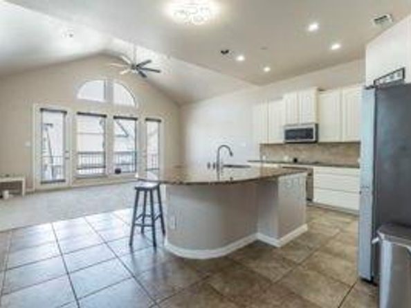 4225  Swan Forest Drive  C, Carrollton Texas 75010