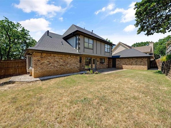 817  Shady Lake Drive , Bedford Texas 76021