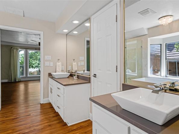 817  Shady Lake Drive , Bedford Texas 76021