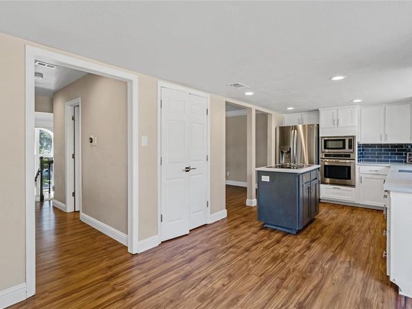 817  Shady Lake Drive , Bedford Texas 76021