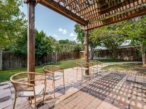 2217  Longwood Lane , Dallas Texas 75228