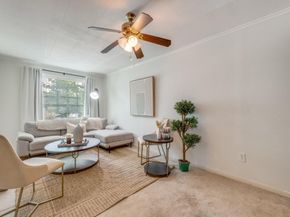 2217  Longwood Lane , Dallas Texas 75228
