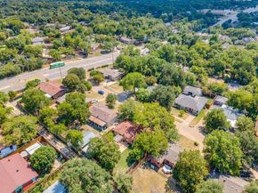 2217  Longwood Lane , Dallas Texas 75228