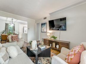 2217  Longwood Lane , Dallas Texas 75228
